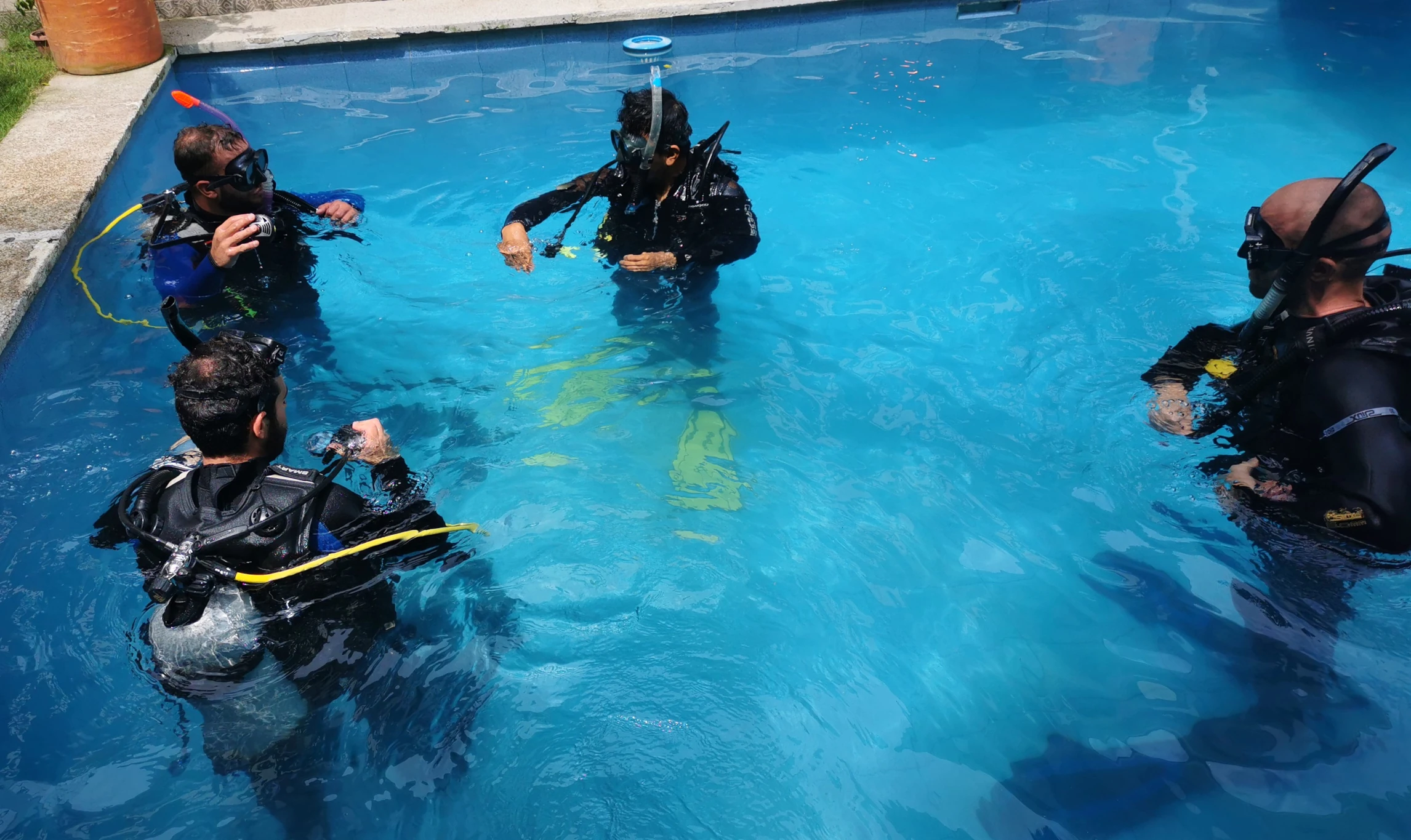 PADI/PSS Rescue Diver Course - Machalilla Tours